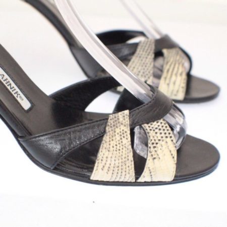 MANOLO BLAHNIK Black Cream Open Toe Ankle Strap Heels Size USA 6.5 Euro 36.5 Item14393 c