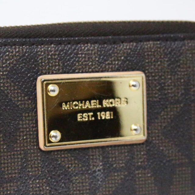 MICHAEL KORS 31802 PVC Brown Wallet 5