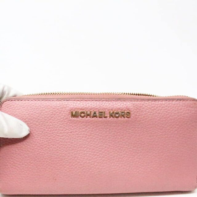 MICHAEL KORS 31805 Pink Leather Continental Wallet 10
