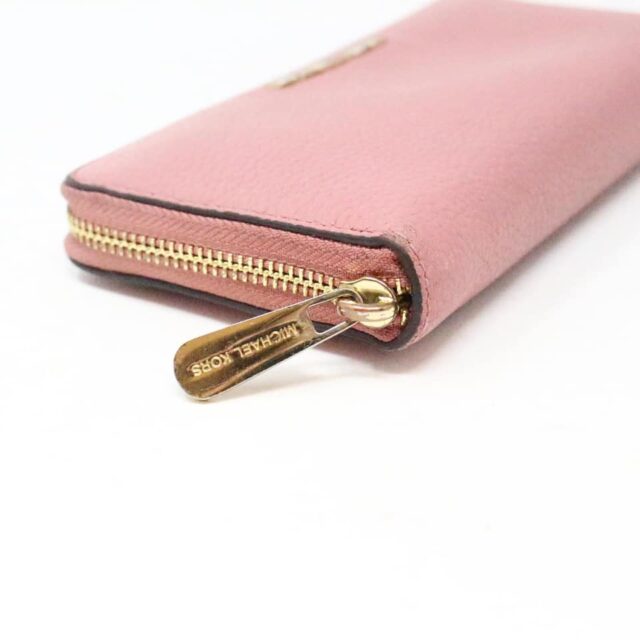 MICHAEL KORS 31805 Pink Leather Continental Wallet 9