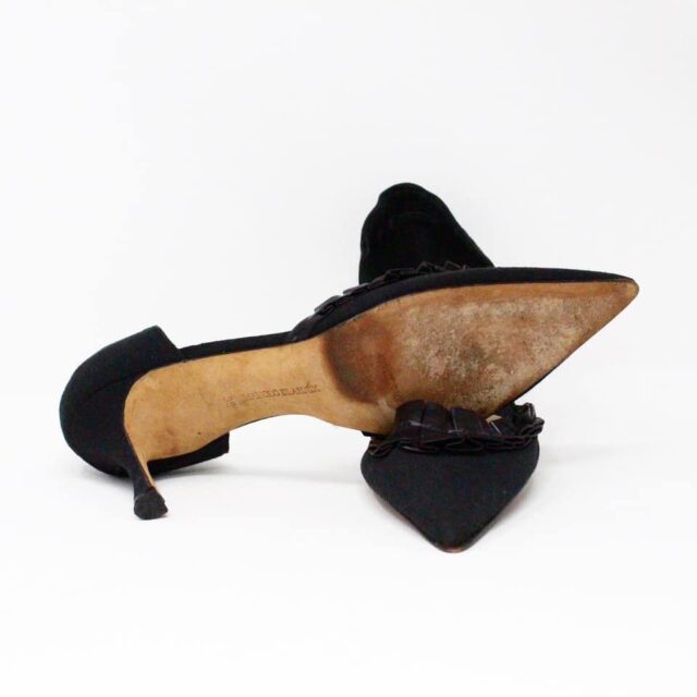 MANOLO BLAHNIK 32615 Black Point Heel Leather Ruffle Heels US 9 EU 39 4