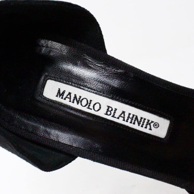 MANOLO BLAHNIK 32615 Black Point Heel Leather Ruffle Heels US 9 EU 39 6