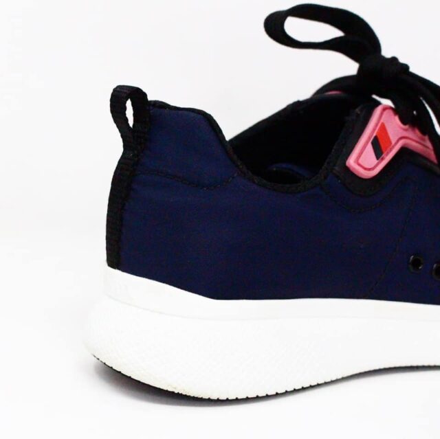 PRADA 32923 Navy and Pink Nylon Sneakers US 7.5 EU 37.5 5