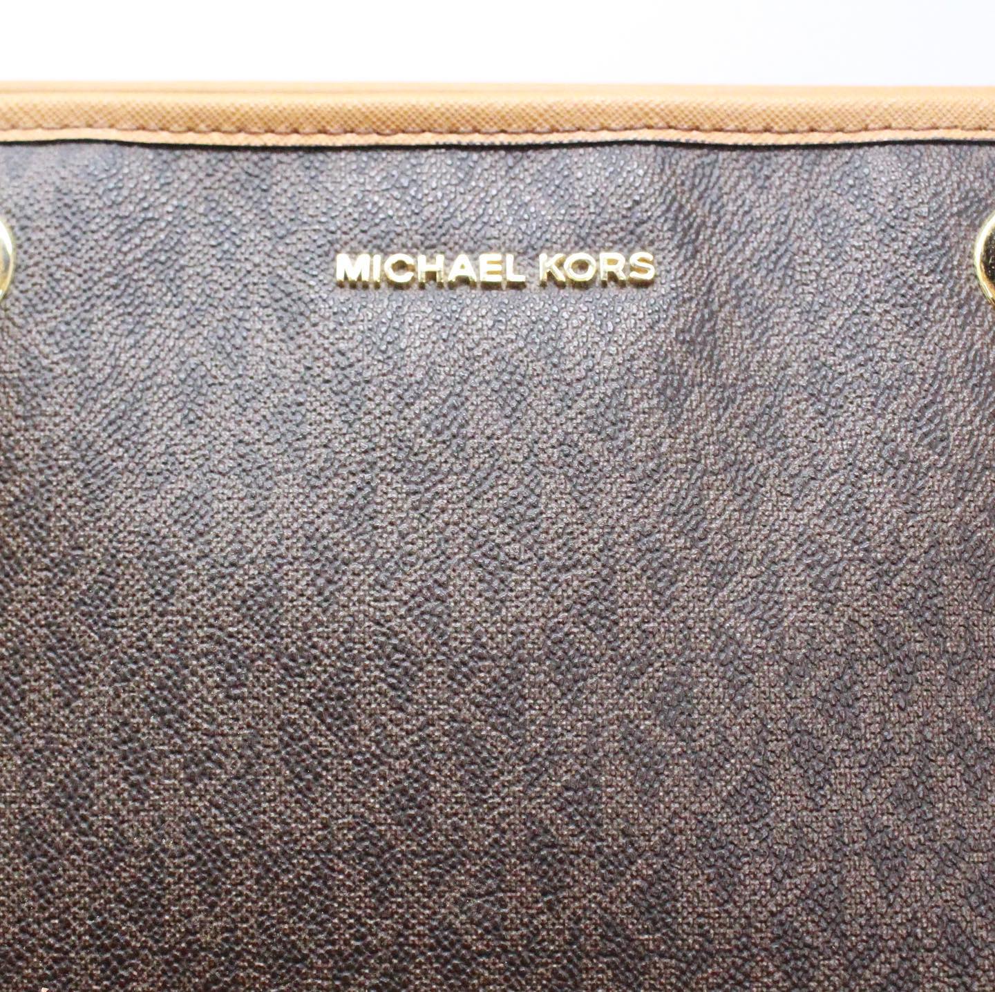 MICHAEL KORS: Michael shopping bag in monogram canvas - Black