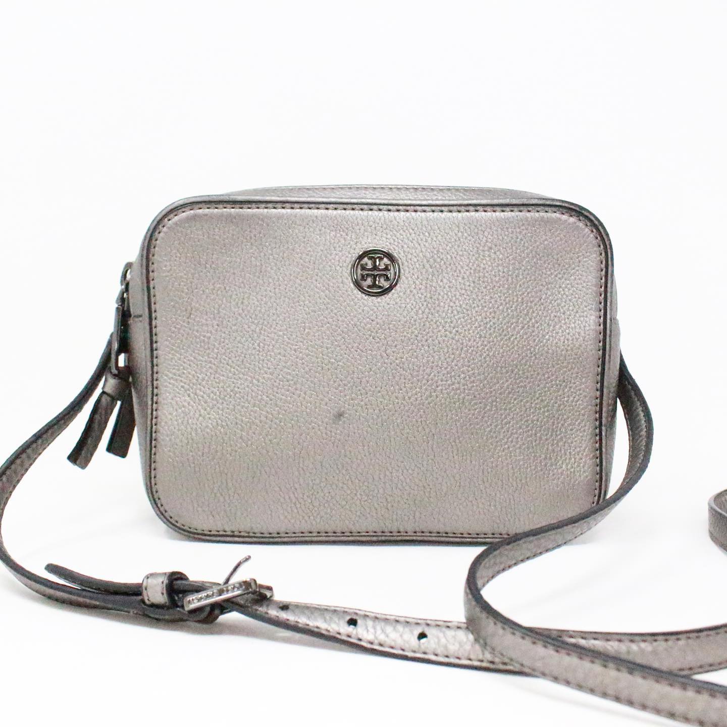 servant Carry skirmish TORY BURCH #37478 Double Zip Grey Pebbled Leather Crossbody – ALL YOUR BLISS