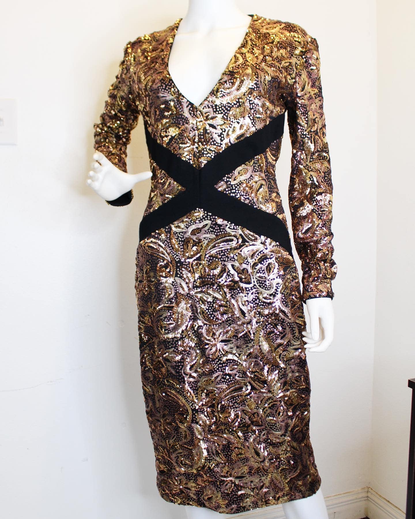 CARMEN MARC VALVO 35929 Gold Sequin Dress Size M A