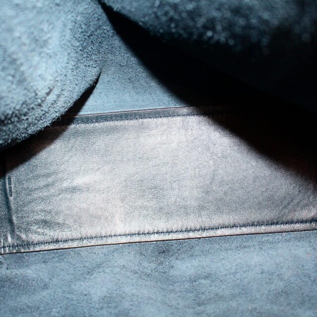CAROLINA HERRERA 38818 Navy Blue Leather Shoulder Bag H