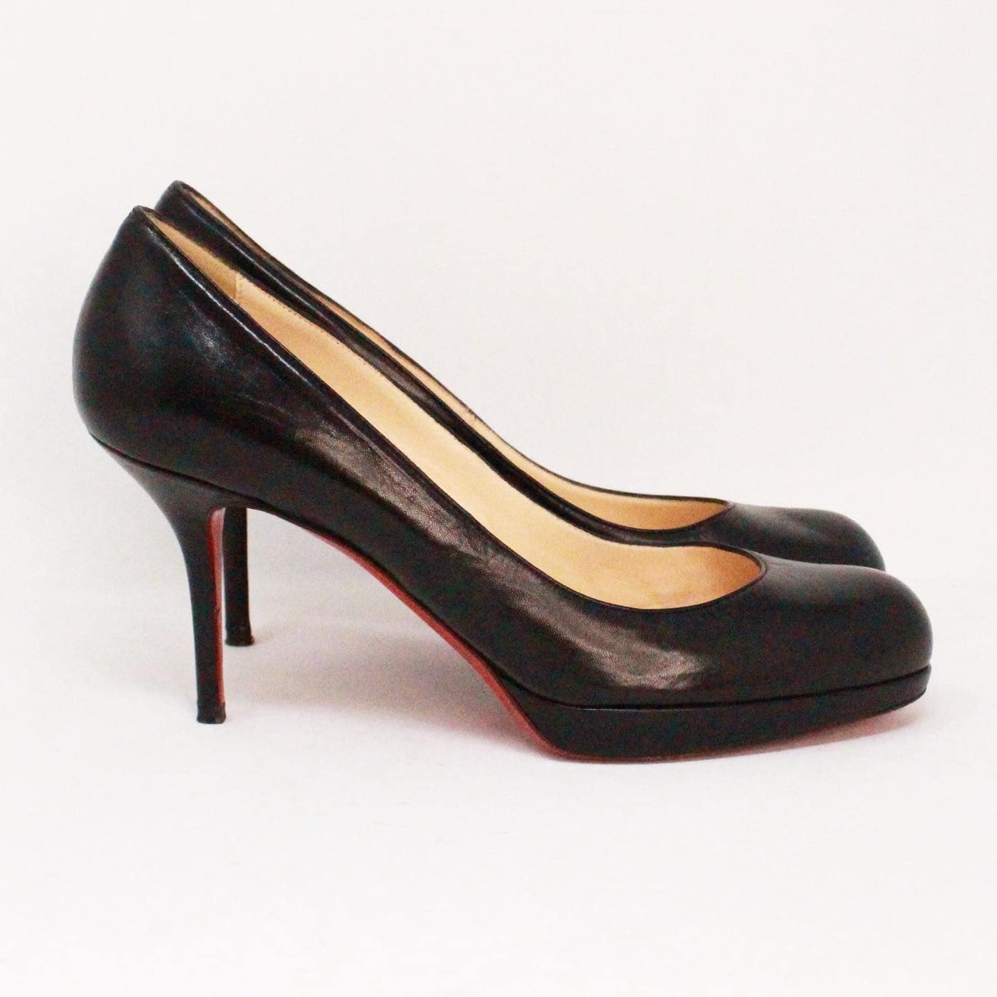 Women's Louis Vuitton Snake Skin Shoes Black Wedge Heel U.S. Size 7/ 7.5  EURO 39