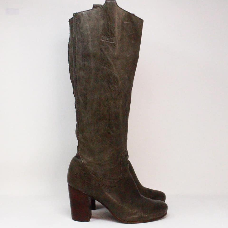 FRYE 38960 Long Leather Heel BootsUS 7.5 EU 37.5 2