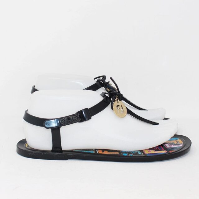 FENDI 30156 Black Rubber Sandals US 7 EU 37 b