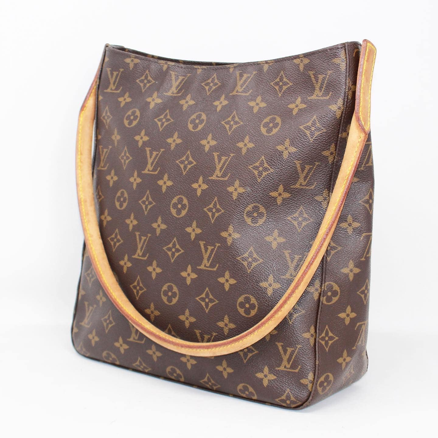 Louis Vuitton  Canvas Shoulder Bag (pre-owned) in Brown