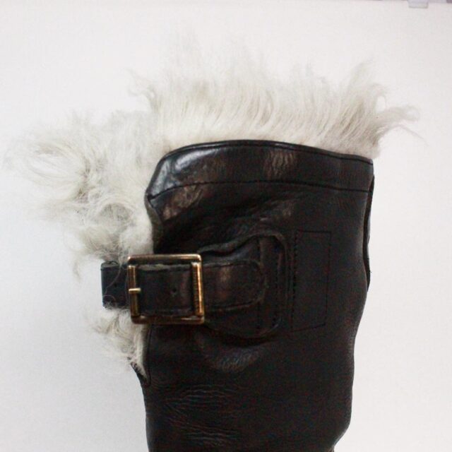 BURBERRY 39570 Black Leather Fir Lined Heel Boots US 8.5 EU 38.5 e