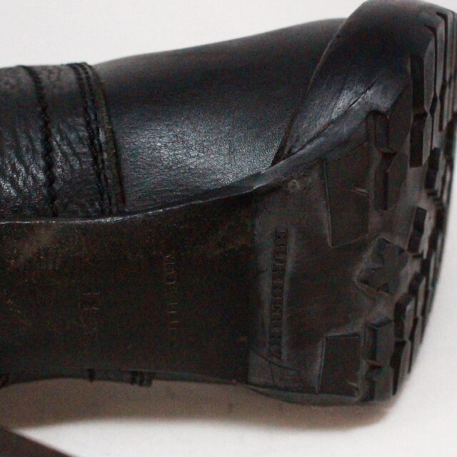 BURBERRY 39570 Black Leather Fir Lined Heel Boots US 8.5 EU 38.5 i