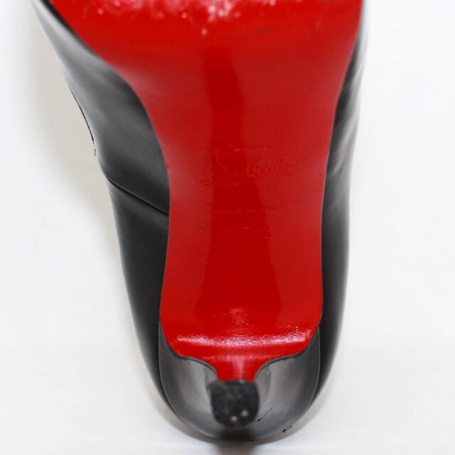 CHRISTIAN LOUBOUTIN 39590 Black Patent Leather Heels US 7.5 EU 37.5 g
