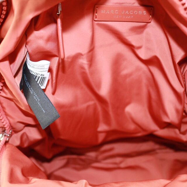 MARC JACOBS 39870 Orange Quilted Nylon Backpack g