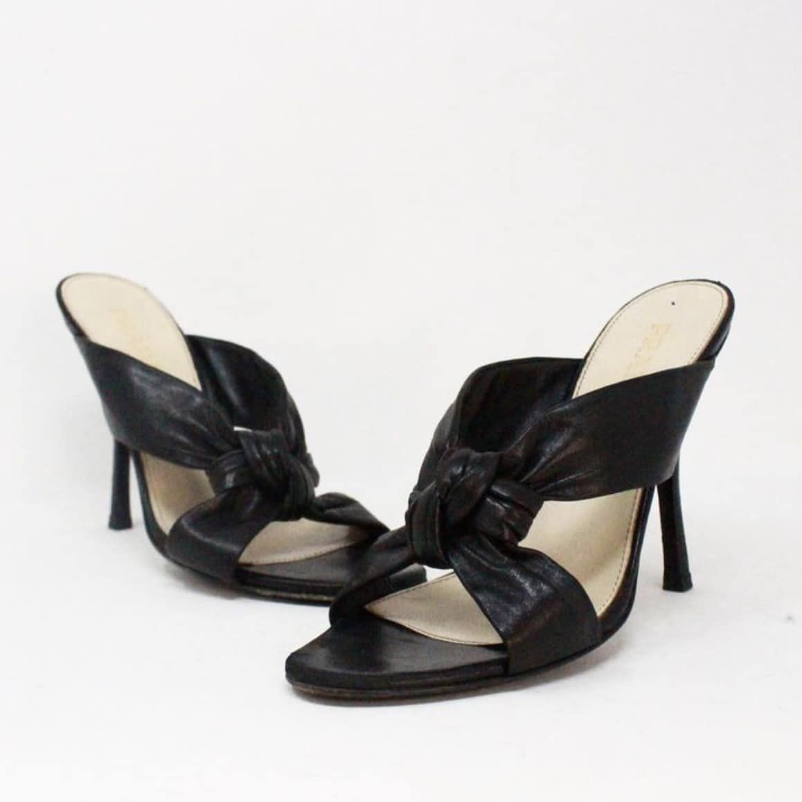 PRADA 39576 Black Leather Knot Heel Sandals US 7 EU 37 a