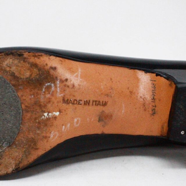 SALVATORE FERRAGAMO 39655 Black Patent Leather Flats US 6.5 EU 36.5 i