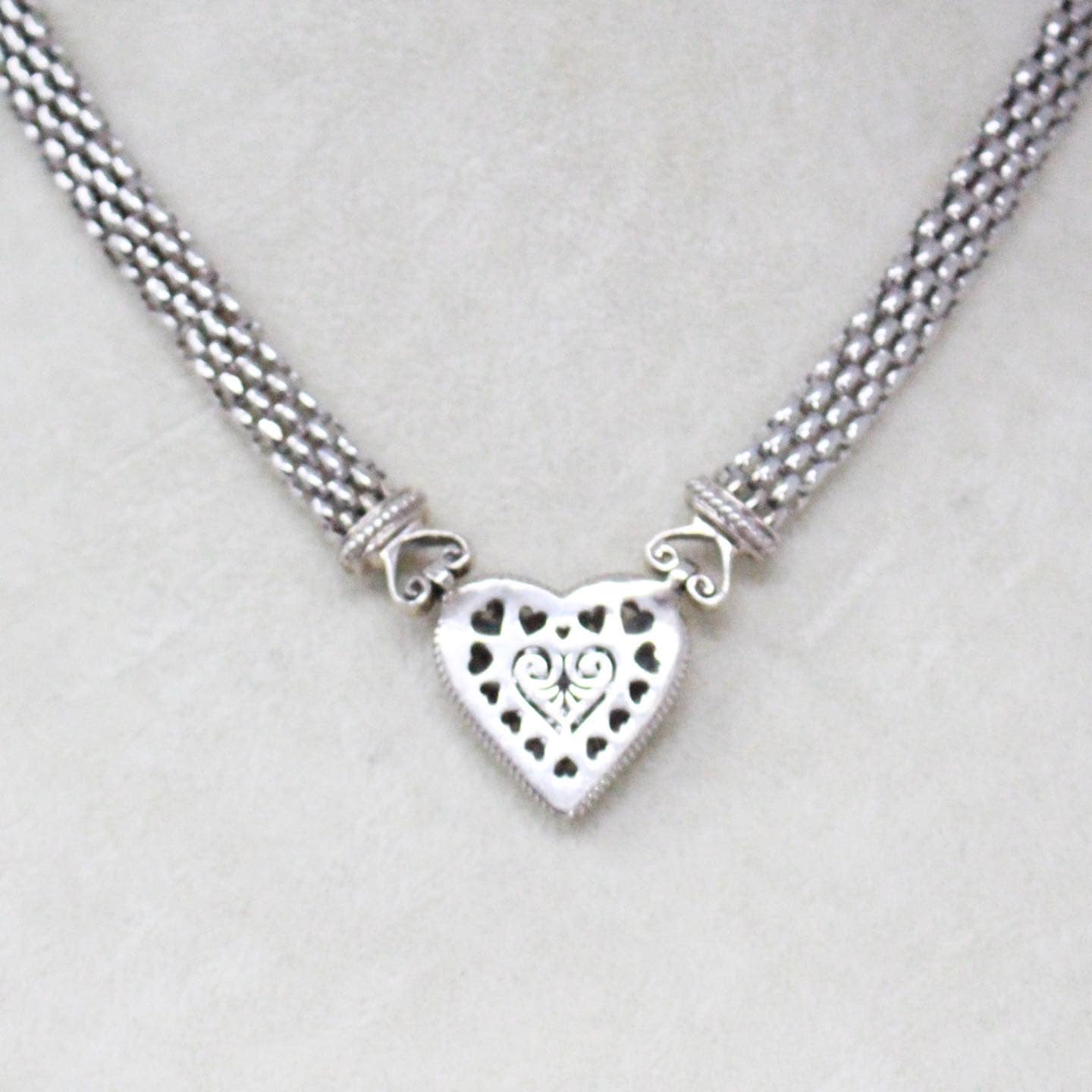 40153 Sterling Silver Diamond Mesh Heart Necklace d