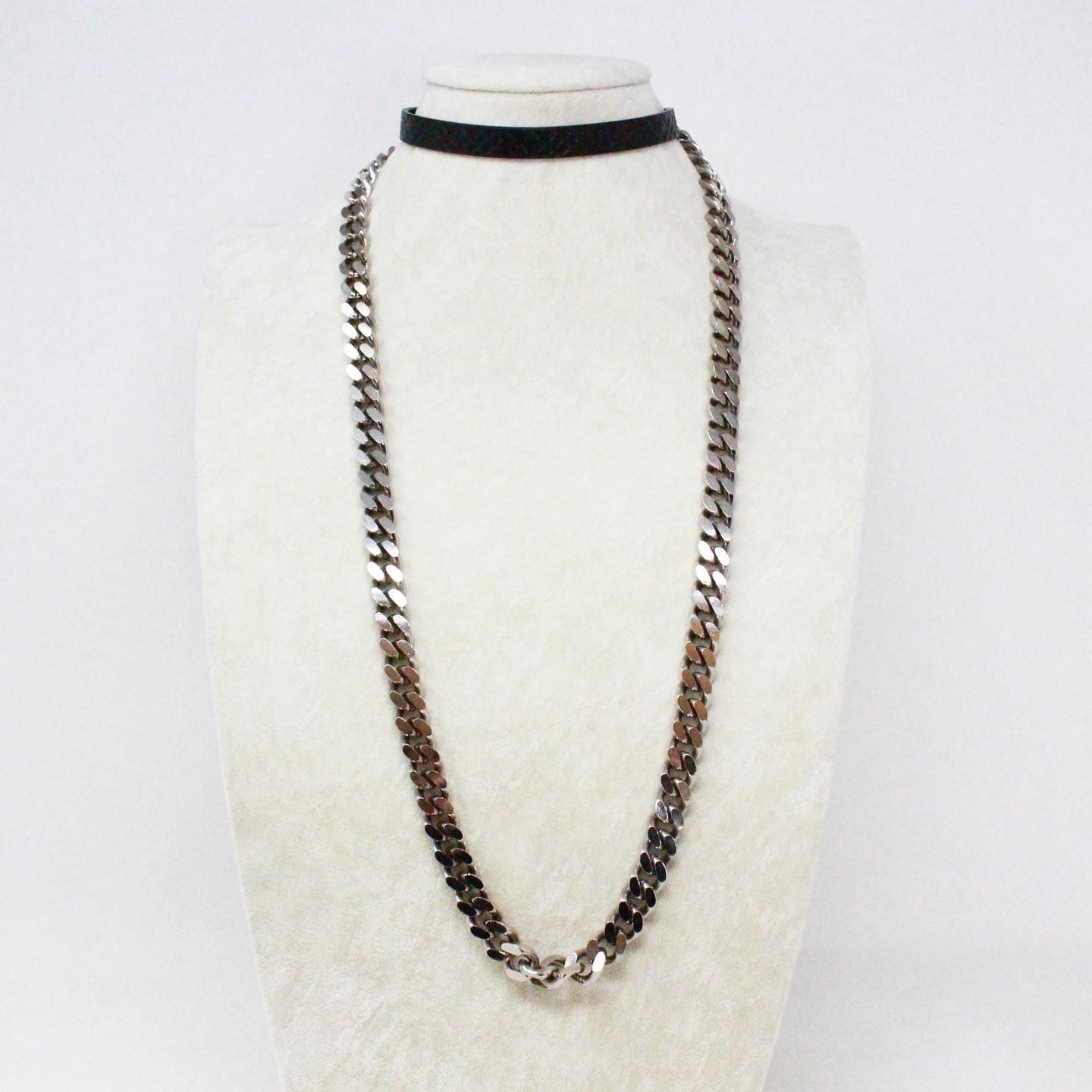 BURBERRY 40151 Black Leather Chain Link Choker Necklace a