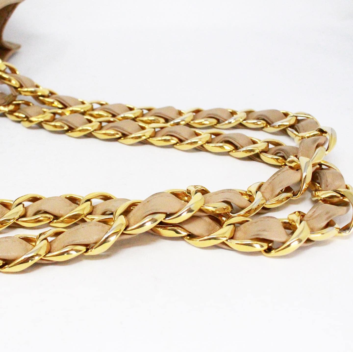 CHANEL Jumbo Gold Chain Beige Lambskin Shopper Tote Bag item #39126 – ALL  YOUR BLISS