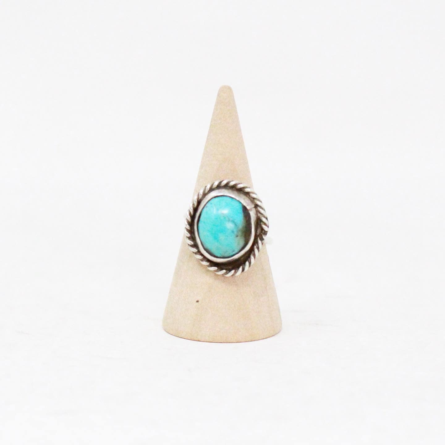JEWELERS Sterling Silver Turquoise Stone Ring Size 7 item 40999 1