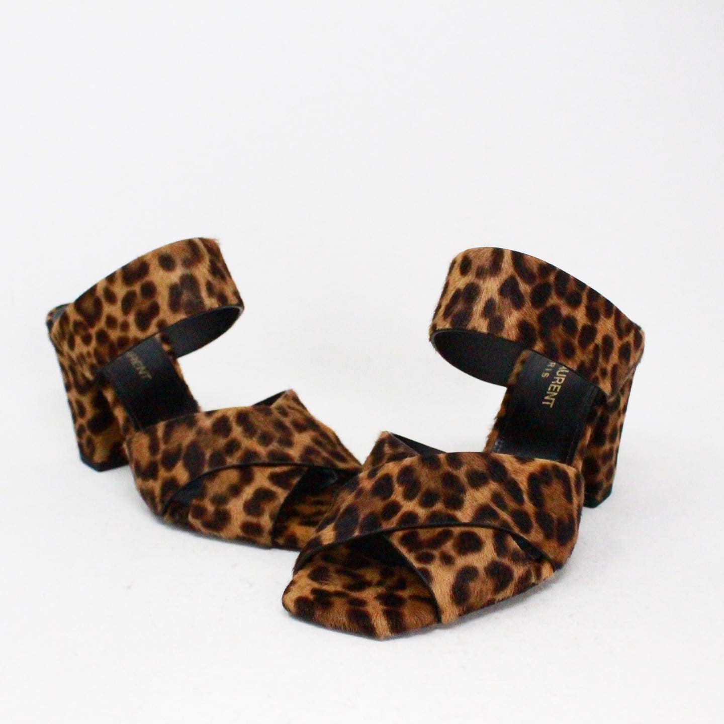SALVATORE FERRAGAMO 41292 Calf Hair Cheetah Print Sandals US 6 EU 36 1