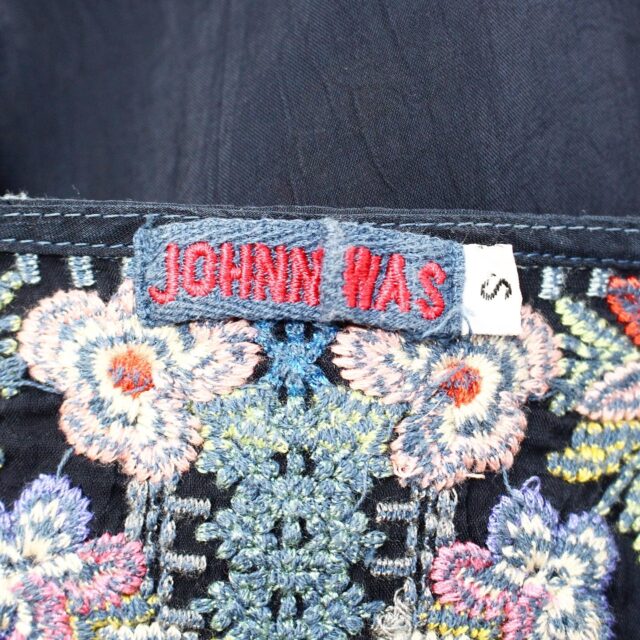 JOHNNY WAS #42583 Navy Blue Floral Embroidered Blouse (Size S) 6