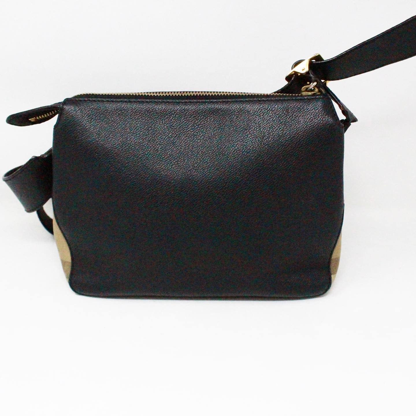 BURBERRY #43131 Helmsley Black Sling Bag – ALL YOUR BLISS