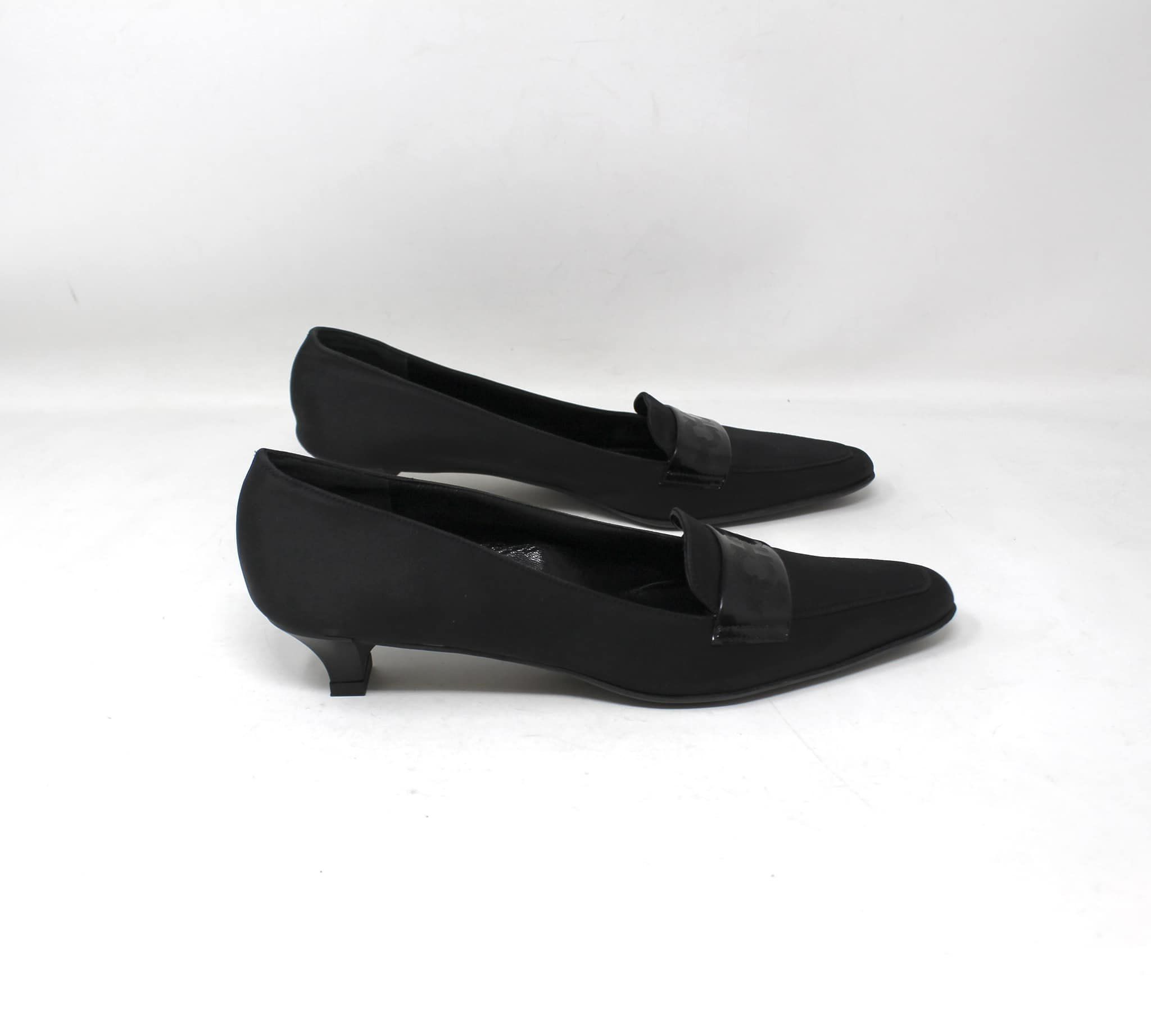SALVATORE FERRAGAMO #42947 Black Leather Heels (US 6 EU 36) 2