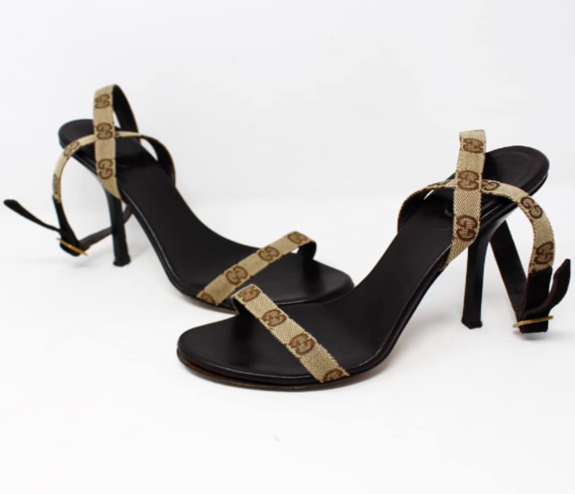 SALVATORE FERRAGAMO Black Suede Heels (US 10 / EU 40) #28330 – ALL YOUR  BLISS
