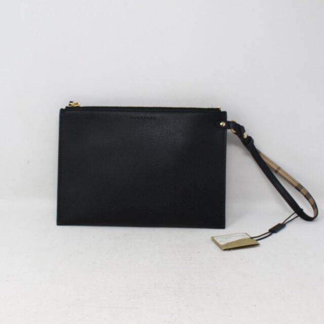 BURBERRY #DDZ2B3 Leather Wristlet Pouch