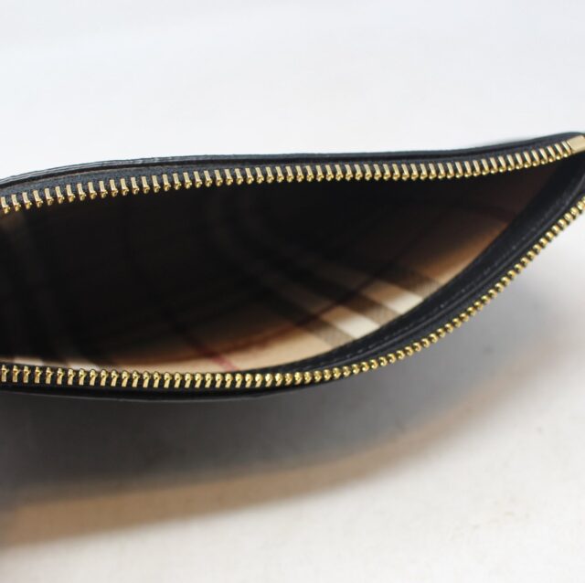 BURBERRY #DDZ2B3 Leather Wristlet Pouch