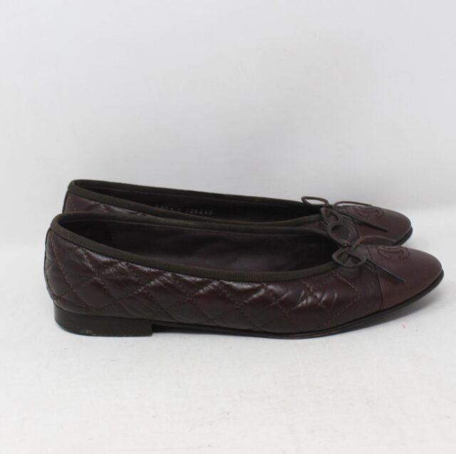 CHANEL #R6JZQ8 Aged Ballet Flats Size 37.5