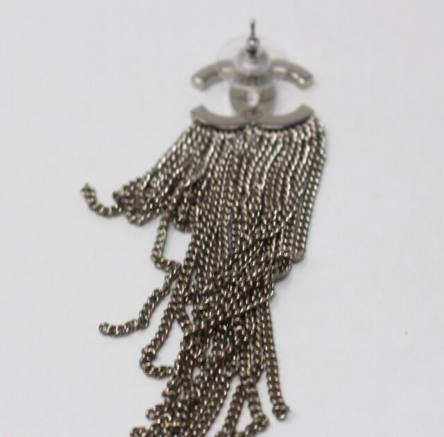 CHANEL #N23EXZ Rhinestone Fringe Earrings