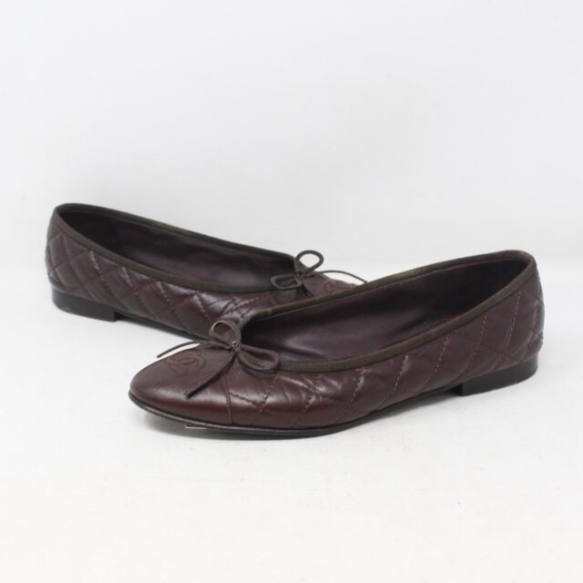 CHANEL #R6JZQ8 Aged Ballet Flats Size 37.5