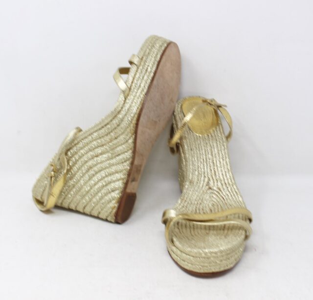 GUCCI #S9XSJF Metallic Raffia Wedges Size 39.5