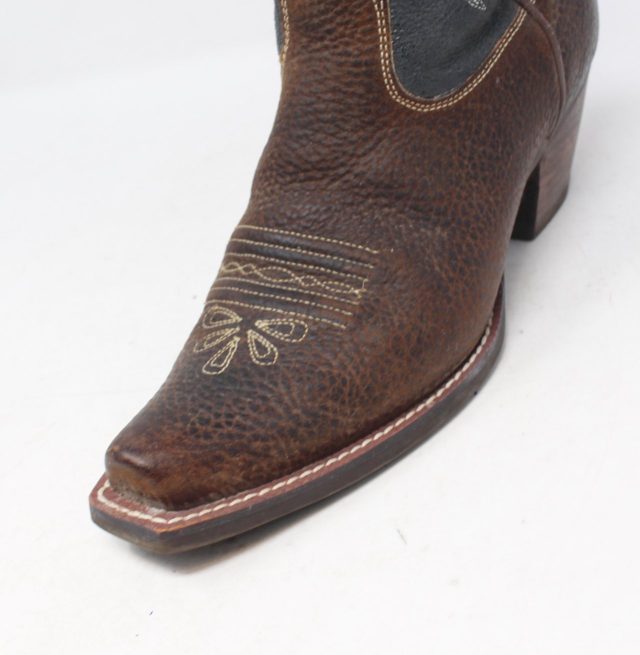 #KE8NQZ Daisy Western Boots Size 7