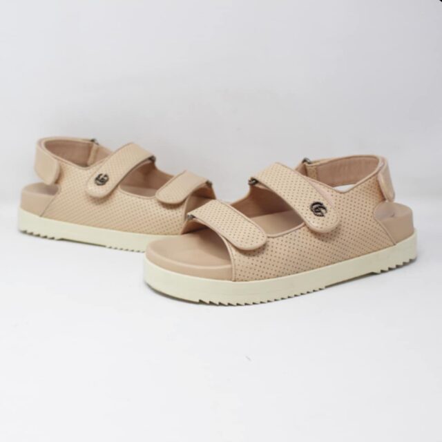 *ON SALE* GUCCI #51145 Gucci Double G Slingback Sandals Size  38