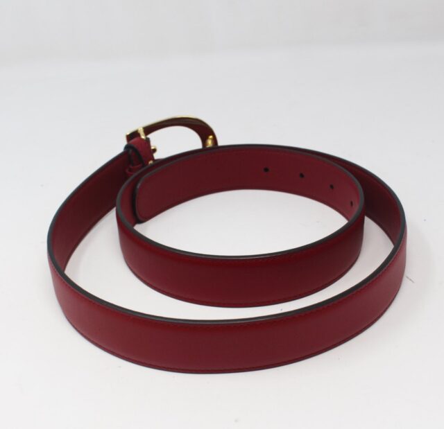 GUCCI #TV1SYR Reversible Vintage Belt Size  95/38