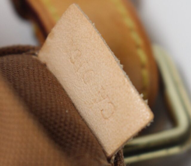 LOUIS VUITTON #H4ZN1C Canvas Petite Model Odeon Shoulder Bag