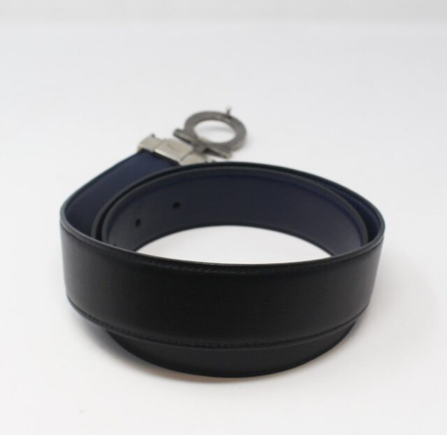 SALVATORE FERRAGAMO #3S8VNB Reversible Belt  Size 95