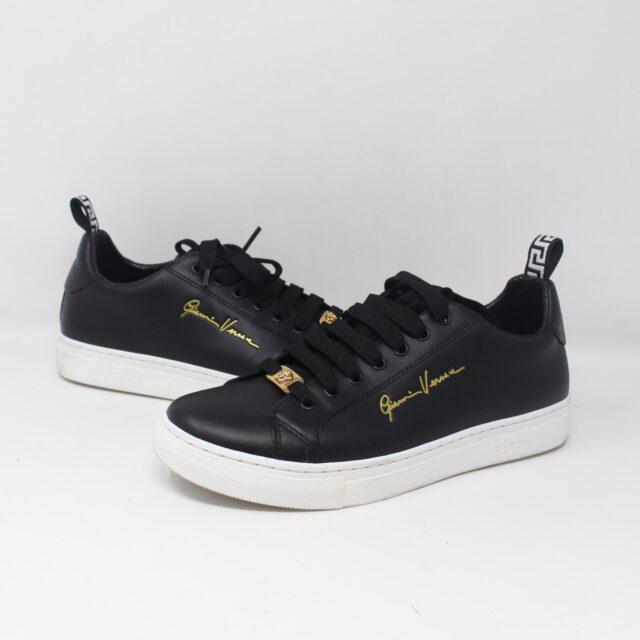 VERSACE #XWP6CZ Medusa Logo Sneakers Size 40