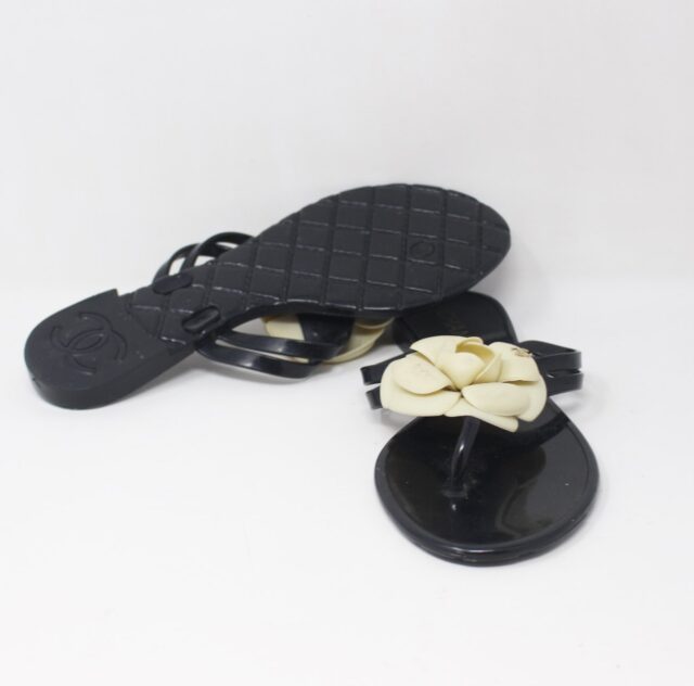 CHANEL #FFGL9T Jelly Camellia Flip Flops Size 37