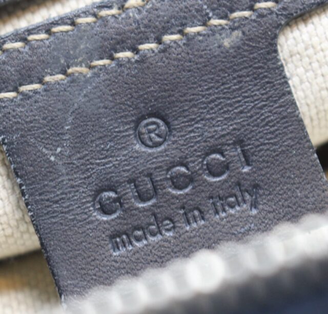 GUCCI #ZFECD3 Supreme Messenger Bag