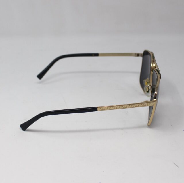 VERSACE #72RWBD Navigator Sunglasses