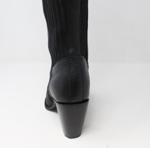#2WULX4 Stingray Tall Boots Size 7.5