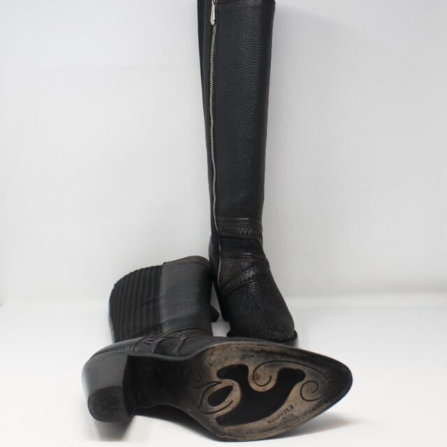 #2WULX4 Stingray Tall Boots Size 7.5