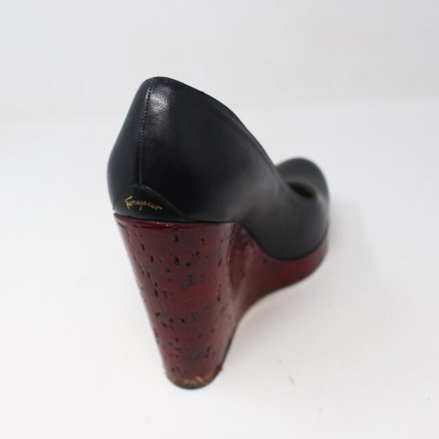 SALVATORE FERRAGAMO #FS92Z7 Platform Wedges Size 6.5