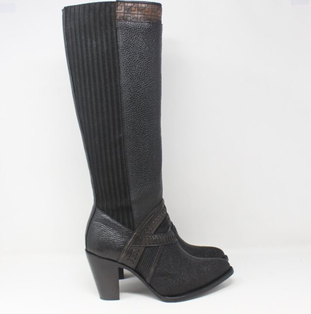 #2WULX4 Stingray Tall Boots Size 7.5