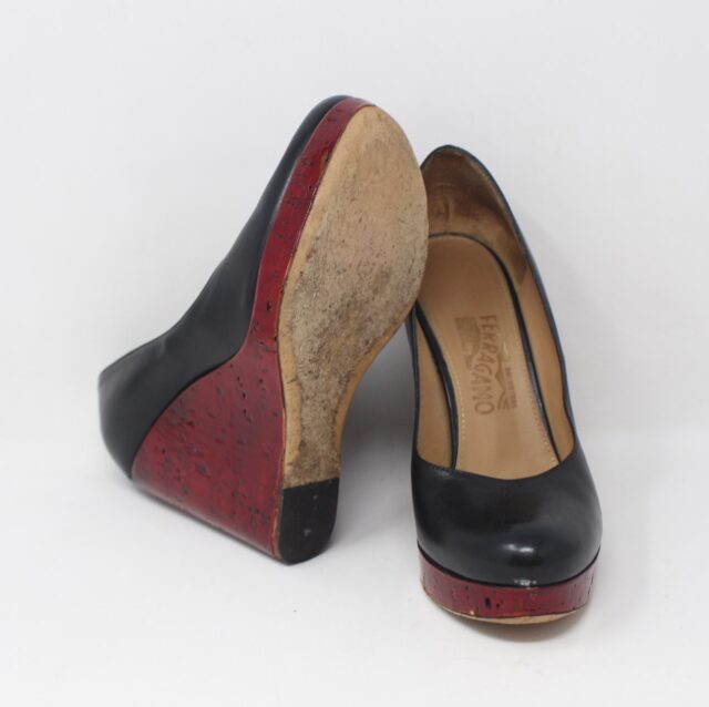 SALVATORE FERRAGAMO #FS92Z7 Platform Wedges Size 6.5